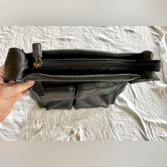 FOSSIL Vintage Black Pebbled Leather Shoulder - Picture 4 of 12